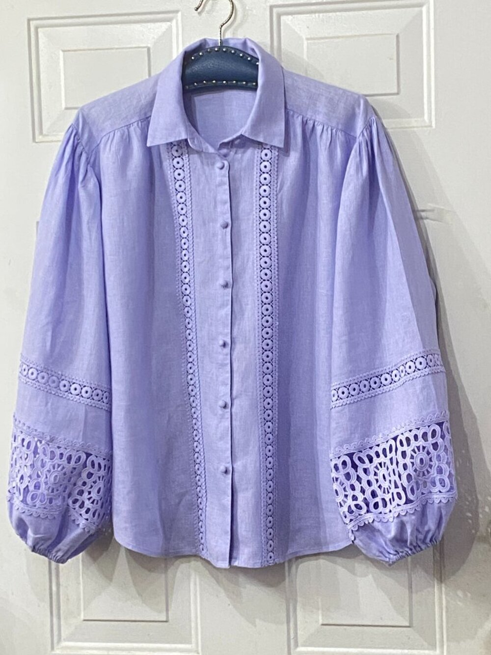 Ann Taylor Linen Sz MT Lavender Blouse Button Up Long Puff Sleeve Decorated Lace